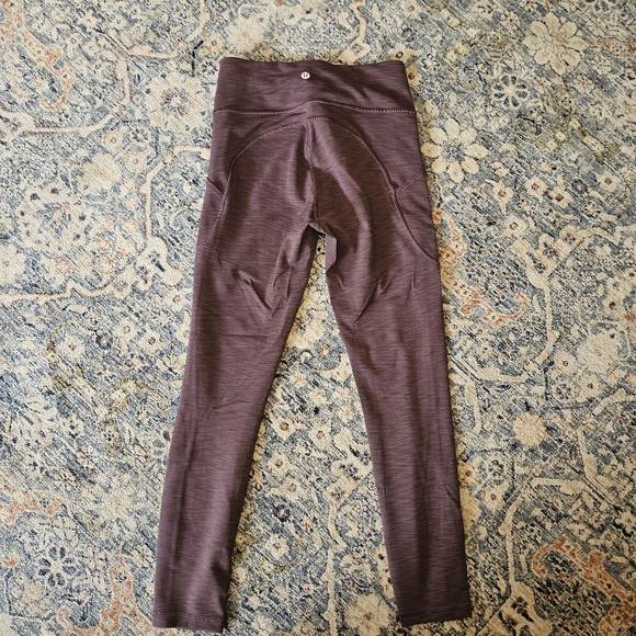 Lululemon Cropped Legging - Picture 2 of 5